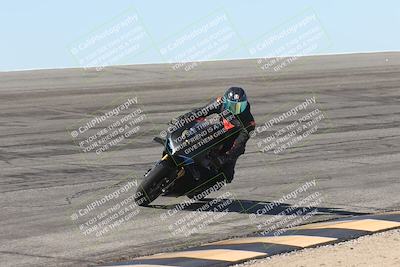 media/Oct-13-2025-Moto Forza (Mon) [[a66d839500]]/3-B Group/Session 2 (Bowl)/